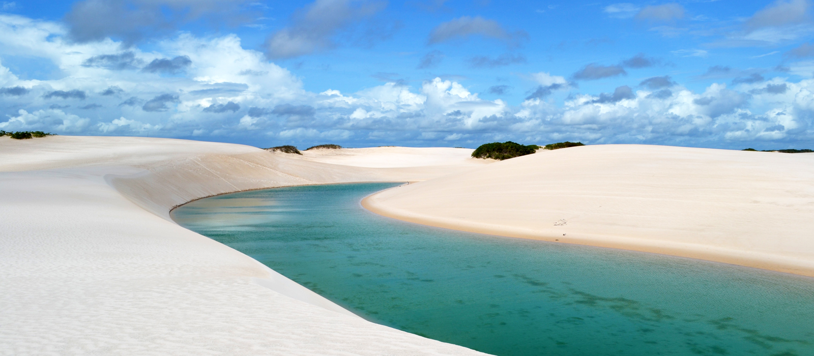 ブラジル国内サンルイス・レンソイス砂丘のモデルコース